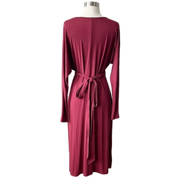 Universal Standard Wrap Front Dress in Cabaret - Picture 4 of 11